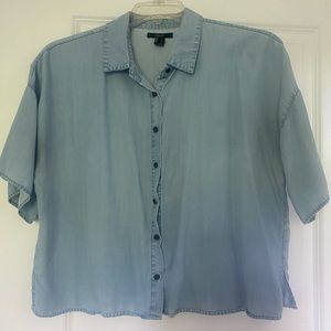 Forever 21 Collar Light Blue Blouse size Large